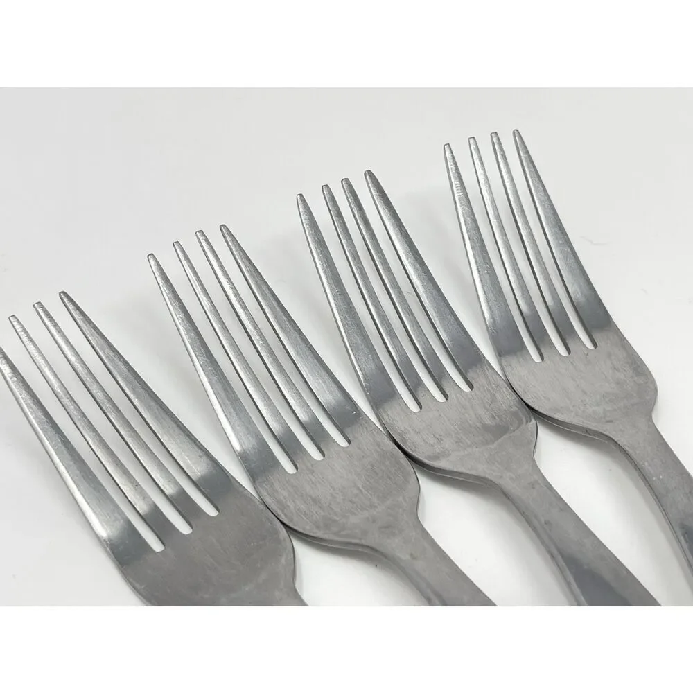 ONEIDA TERESA Stainless Steel Satin Dinner Forks 8.25” Set Of 4 Discontinued